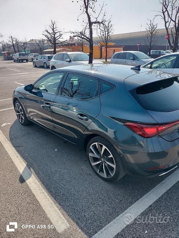 Usata Seat Leon FR 131 CV (96 kW) 2022 Berlina