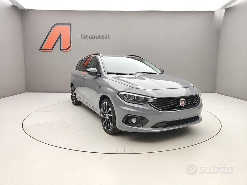 Usata Fiat Tipo S 120 CV (88 kW) 2019 Nero cinema Station wagon