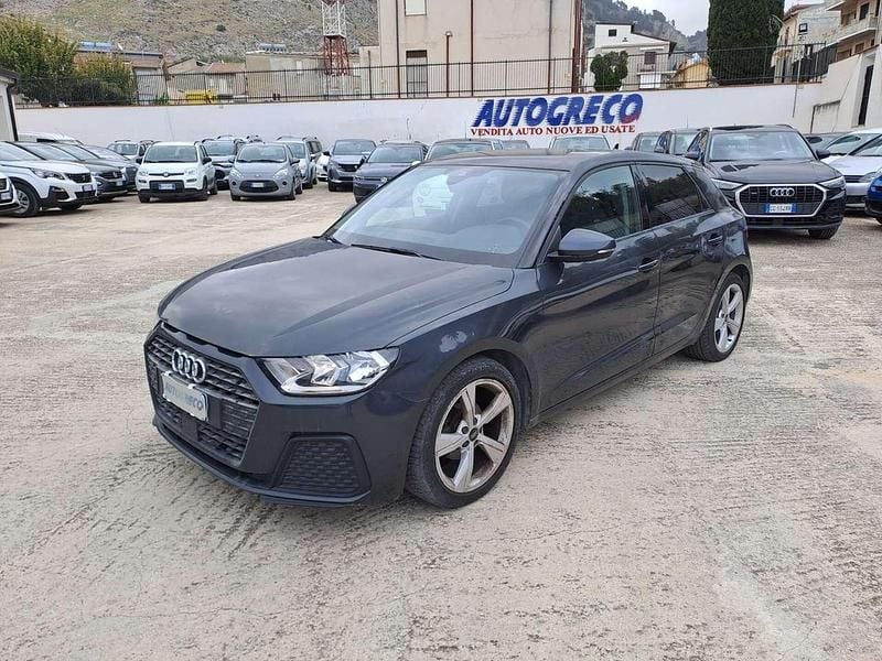 Grigio Usata 2022 Audi A1 Admired Berlina | 17.820 € (Super prezzo) - Immagine 1/4