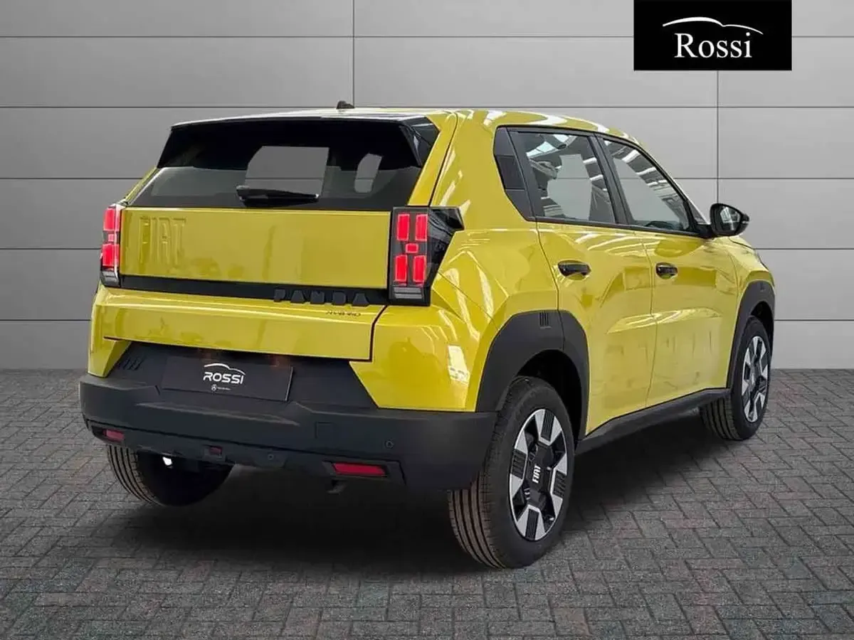 Nuova Fiat Grande Panda Icon 110 CV (80 kW) 2026 Giallo limone Utilitaria