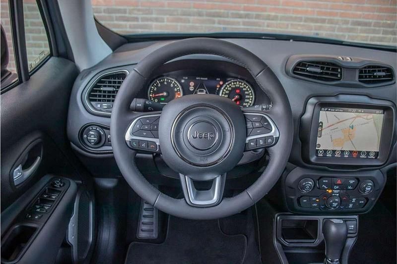 Usata Jeep Renegade Limited 131 CV (96 kW) 2023 Grigio SUV