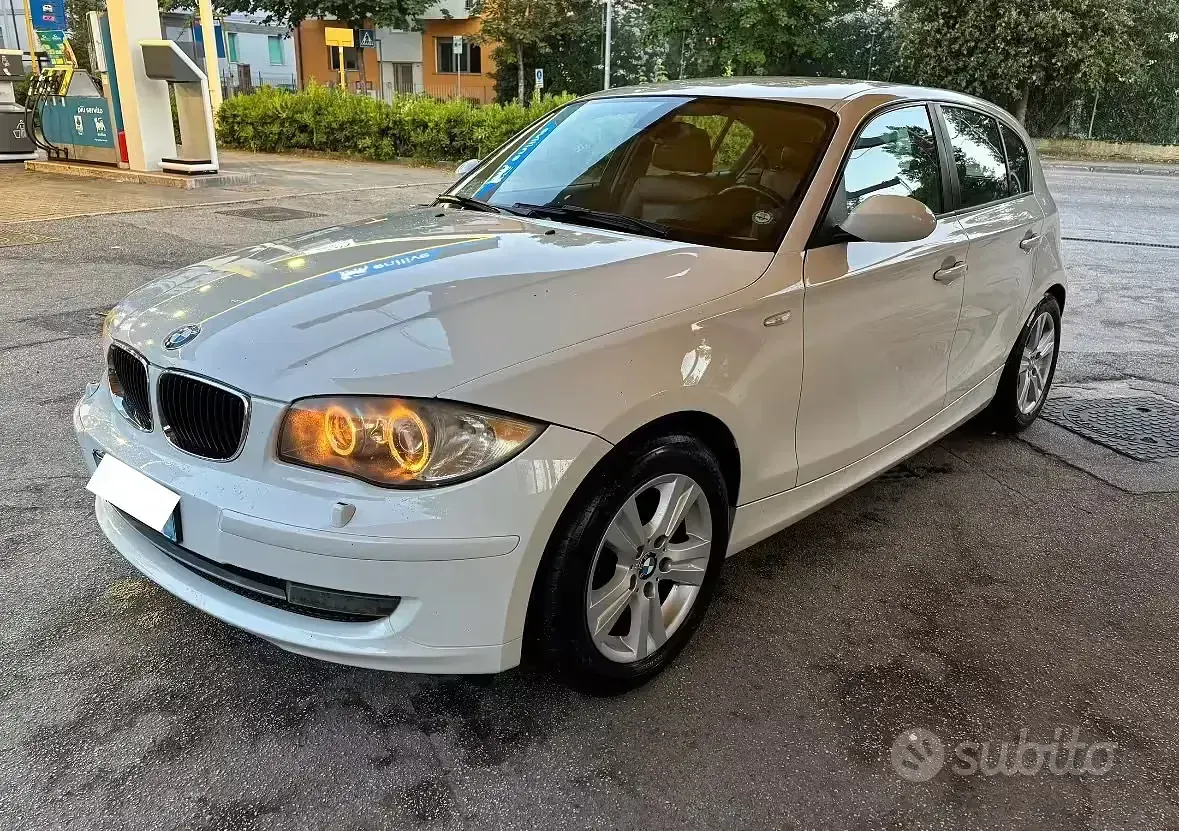Usata BMW 120 177 CV (130 kW) 2010 Bianco Utilitaria