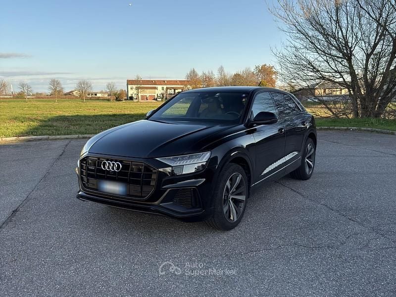 Nero Usata 2020 Audi Q8 S-Line SUV | 47.800 € (Buon prezzo) - Immagine 1/4