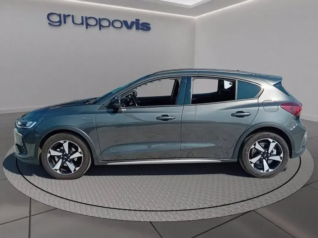 Usata Ford Focus Active 125 CV (91 kW) 2023 Magnetic grey SUV