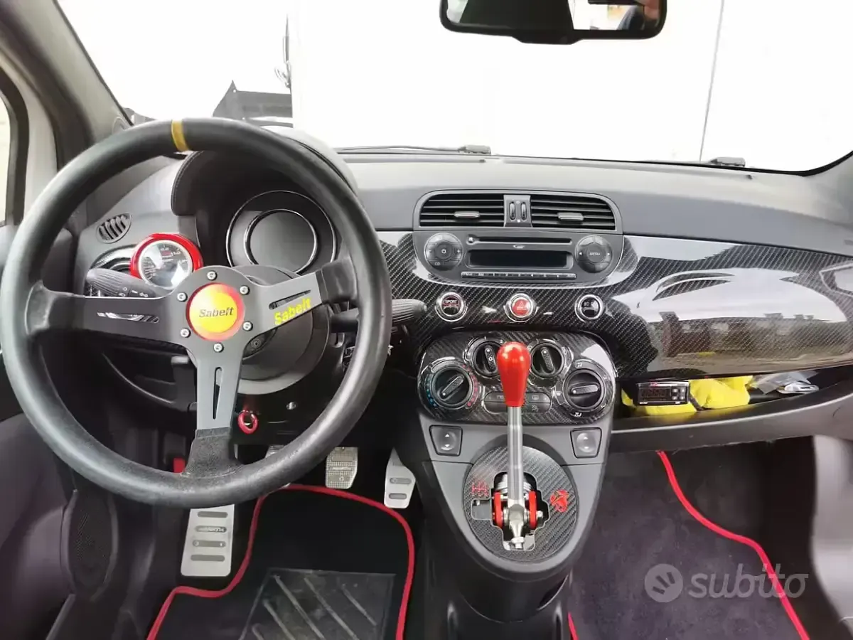 Usata Abarth 695 160 CV (117 kW) 2014 Utilitaria