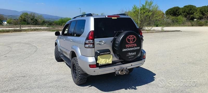 Usata Toyota Land Cruiser 163 CV (119 kW) 2006 Grigio SUV