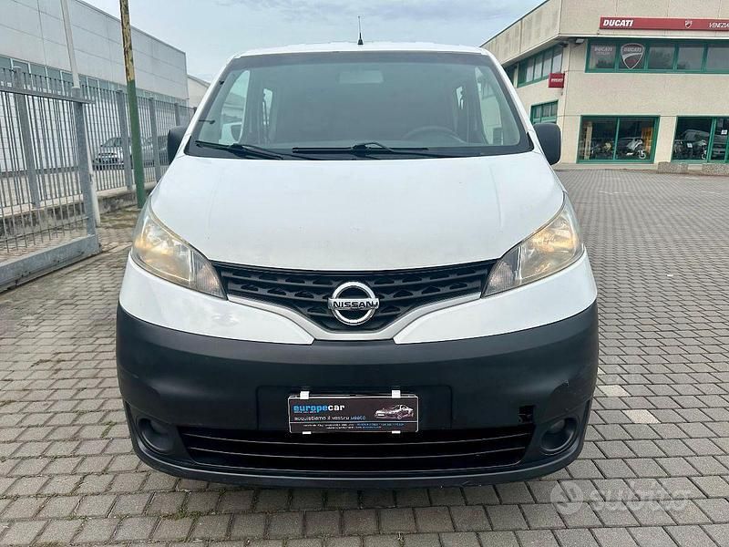 Usata Nissan Evalia Acenta 110 CV (80 kW) 2012 Bianco Monovolume