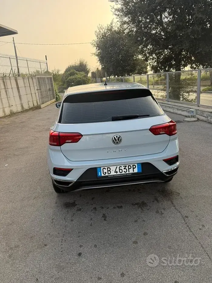 Usata VW T-Roc 150 CV (110 kW) 2020 Bianco SUV