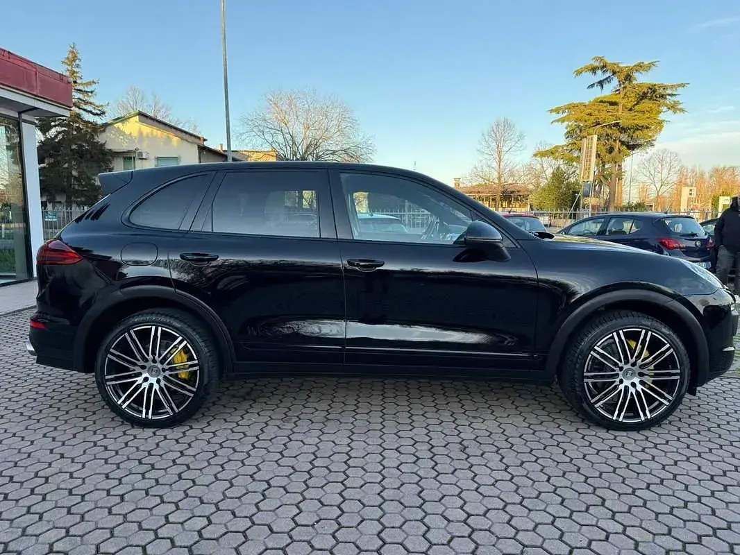 Usata Porsche Cayenne 382 CV (280 kW) 2017 SUV