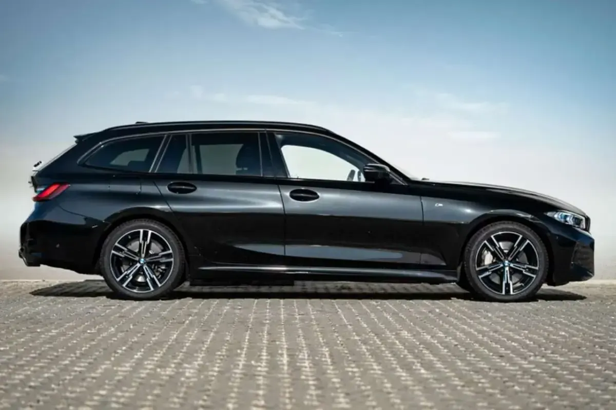Usata BMW 330 M Sport 286 CV (210 kW) 2025 Nero Station wagon