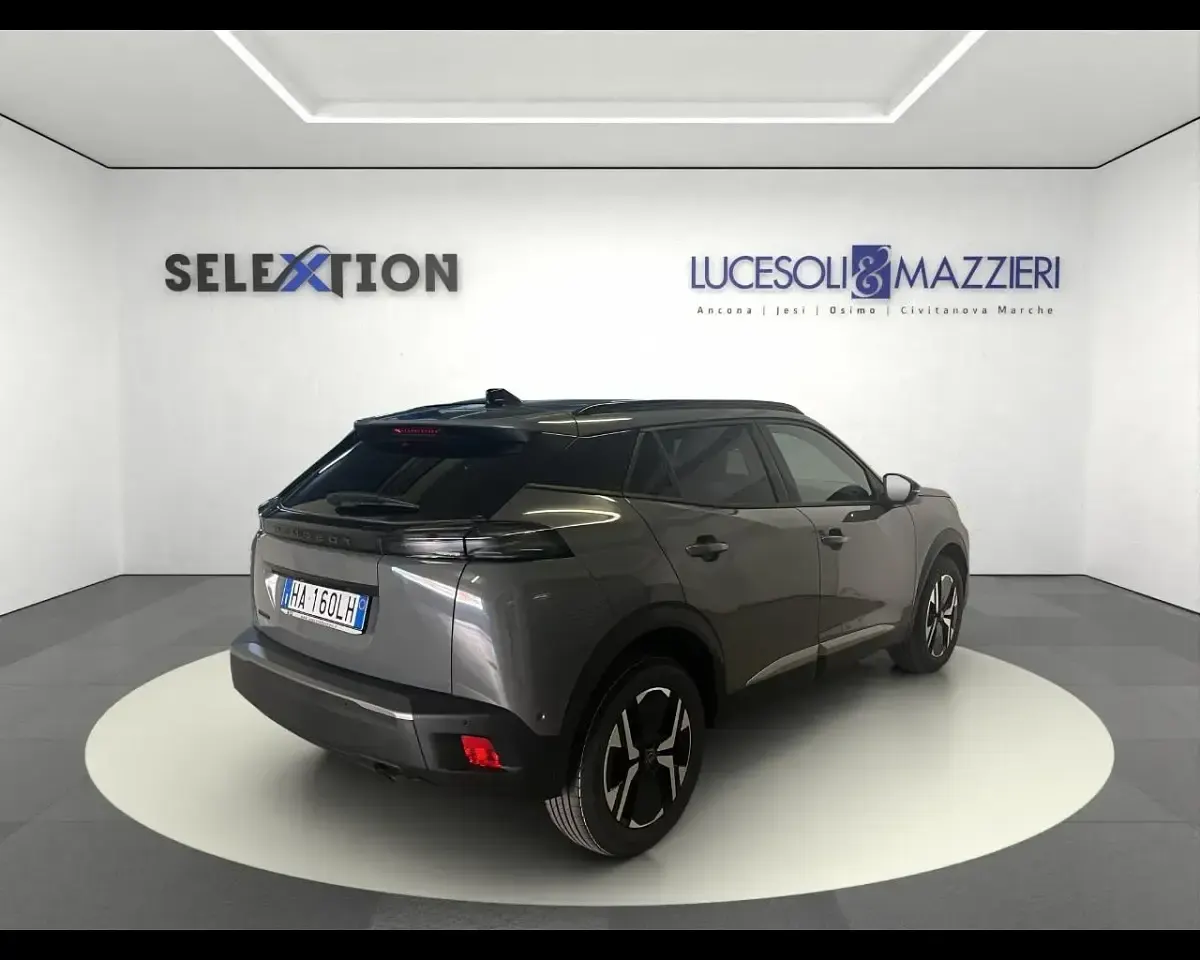 Nuova Peugeot 2008 Allure 102 CV (75 kW) 2025 Grigio SUV