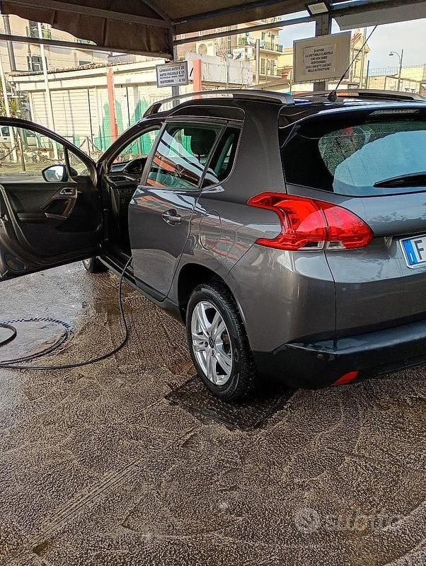 Usata 2015 Peugeot 2008 SUV | 6900 € (Super prezzo) - Immagine 1/3