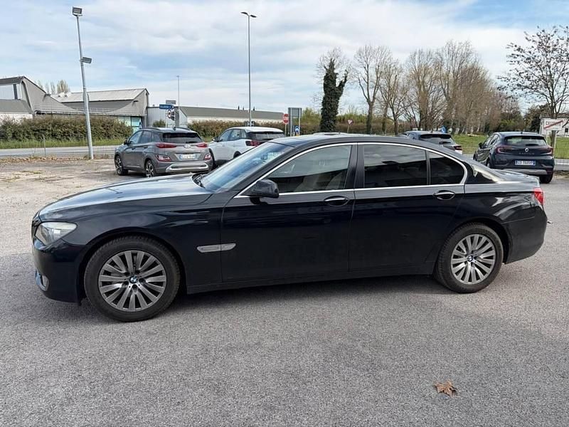 Begagnad BMW 730 245 HK (180 kW) 2012 Svart Sedan