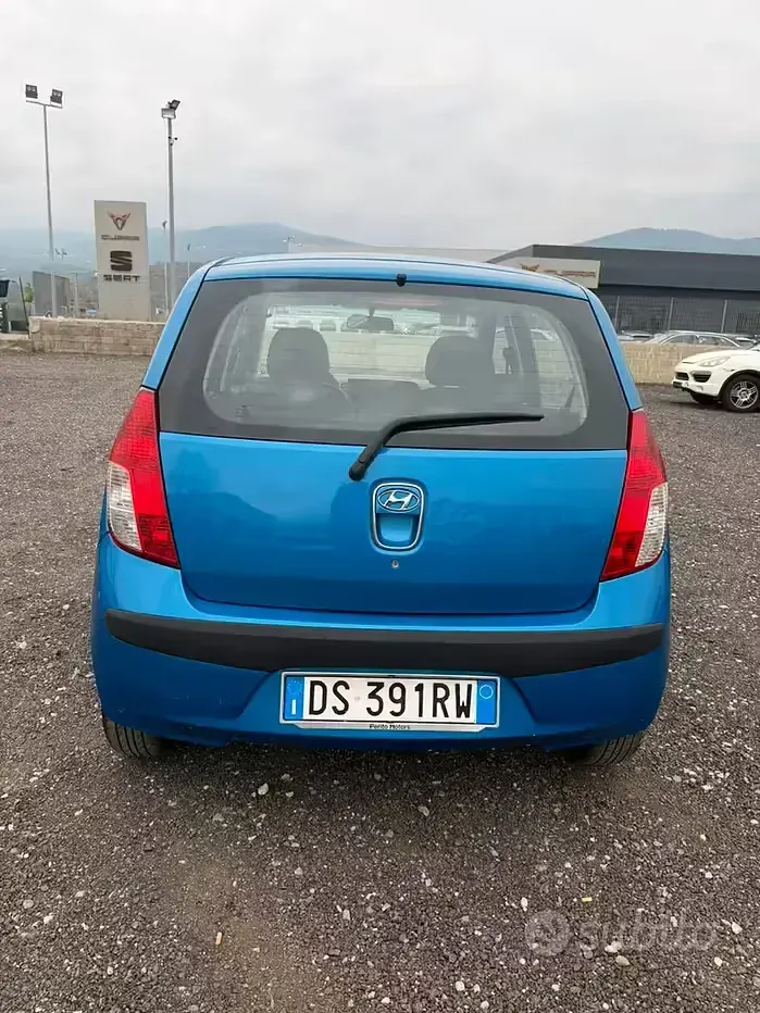 Usata Hyundai i10 66 CV (48 kW) 2009 Blu Utilitaria