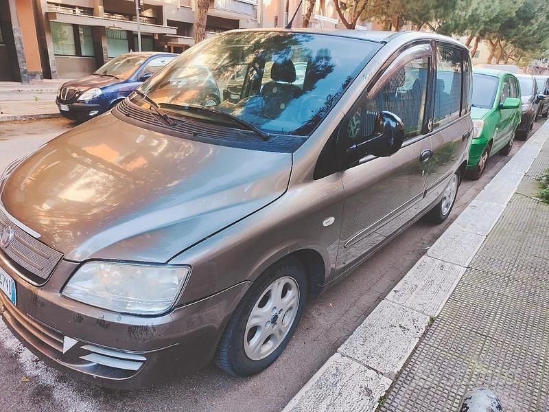 Usata Fiat Multipla 120 CV (88 kW) 2010 Monovolume