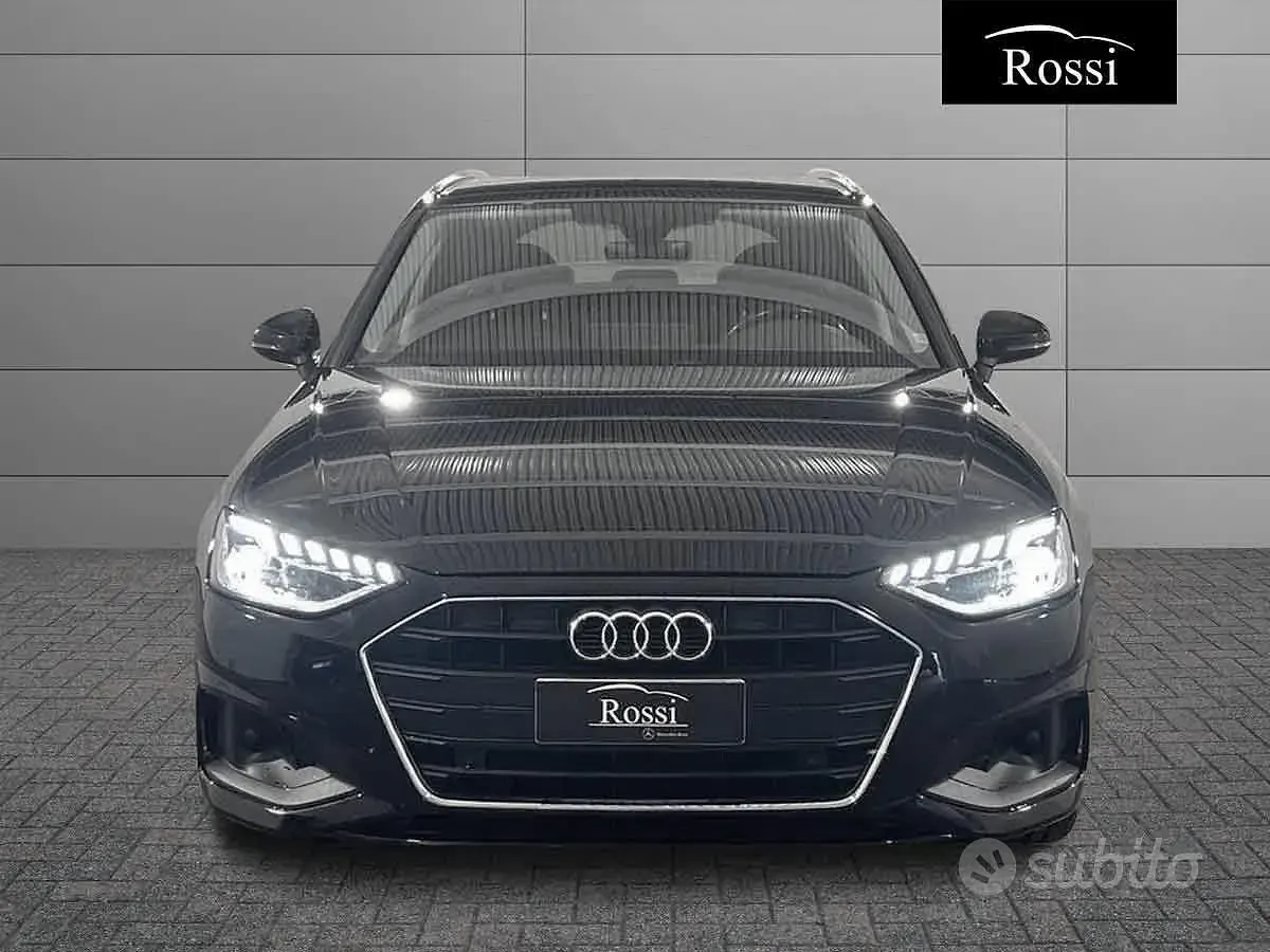 Usata Audi A4 163 CV (119 kW) 2022 Nero Station wagon
