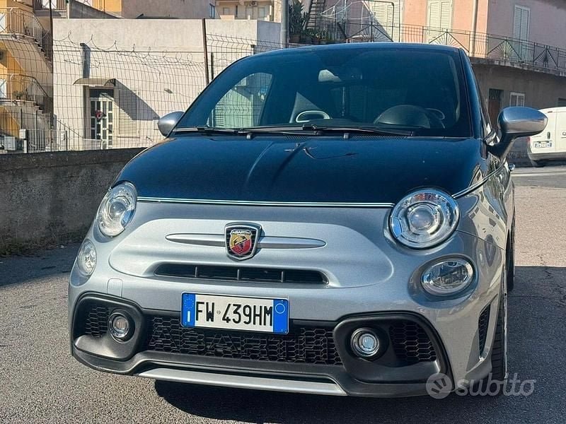 Usata Abarth 695 180 CV (132 kW) 2019 Grigio Utilitaria