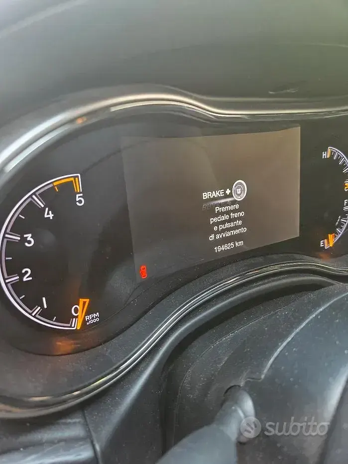 Usata Jeep Grand Cherokee 250 CV (183 kW) 2018 Grigio SUV