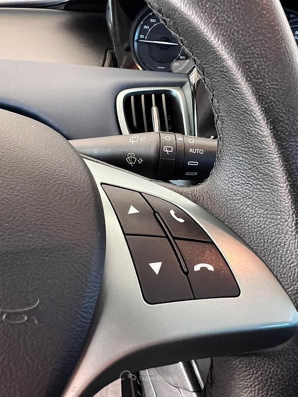 Usata Lancia Ypsilon 69 CV (50 kW) 2024 Blu Utilitaria