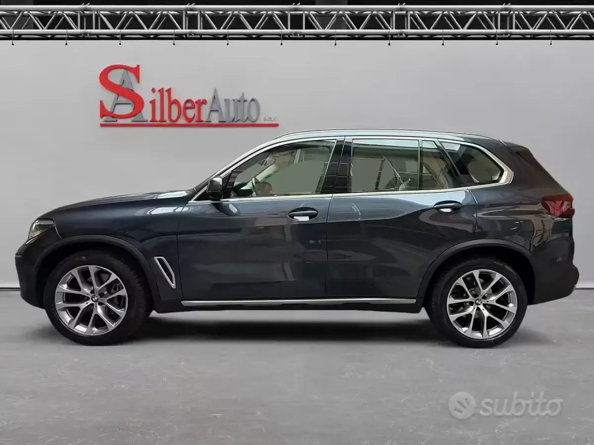 Usata BMW X5 Efficient Dynamics 286 CV (210 kW) 2021 Grigio SUV