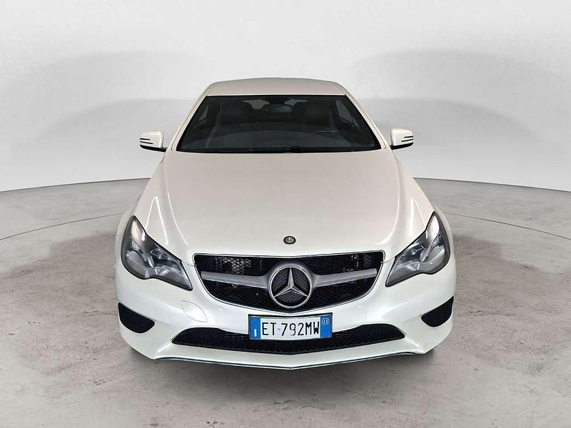 Usata Mercedes E350 252 CV (185 kW) 2013 Bianco Coupé