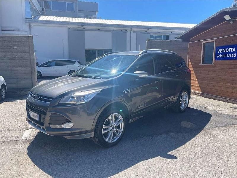 Usata Ford Kuga Titanium X 179 CV (131 kW) 2016 Grigio metallizzato SUV