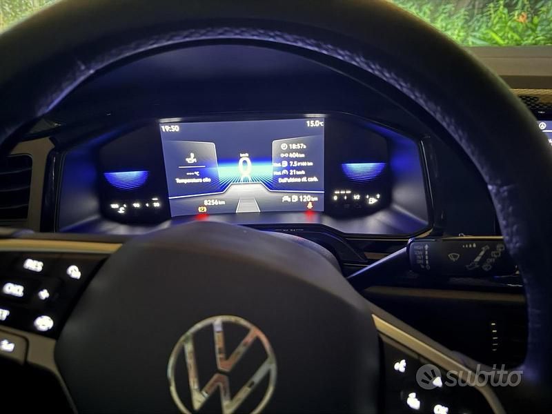 Usata VW Polo 95 CV (69 kW) 2023 Grigio Utilitaria