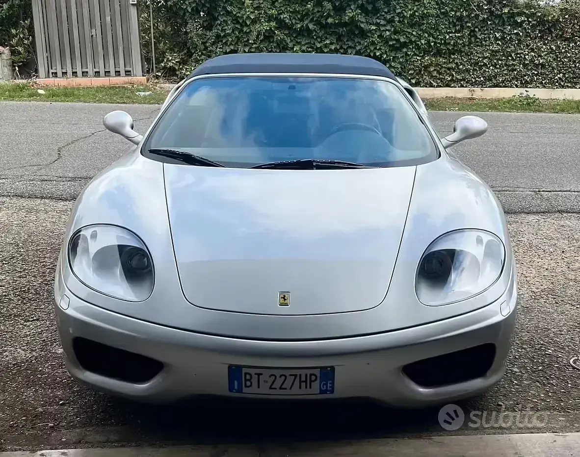 Usata Ferrari 360 400 CV (294 kW) 2001 Grigio Cabrio