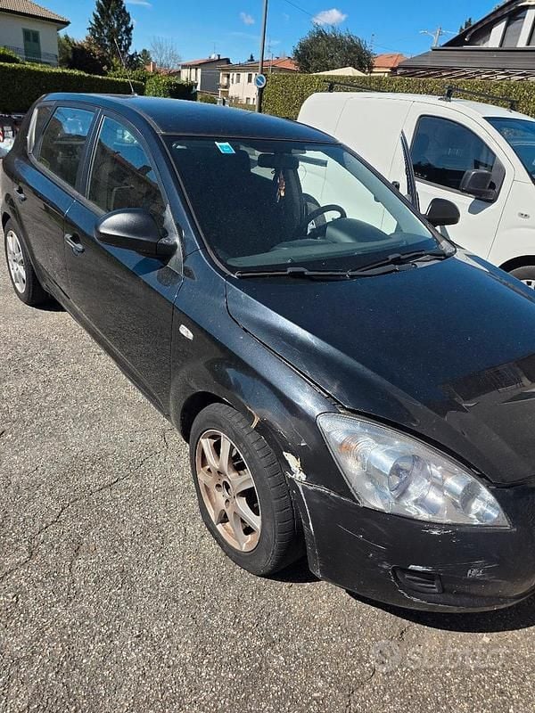 Usata Kia Ceed 2007 Nero Utilitaria