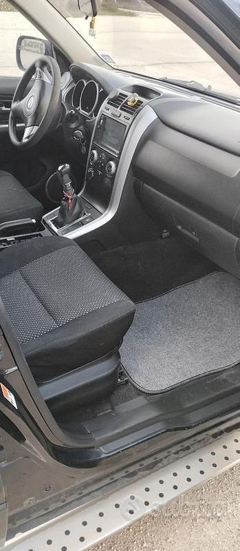 Begagnad Suzuki Vitara 129 HK (94 kW) 2007 SUV