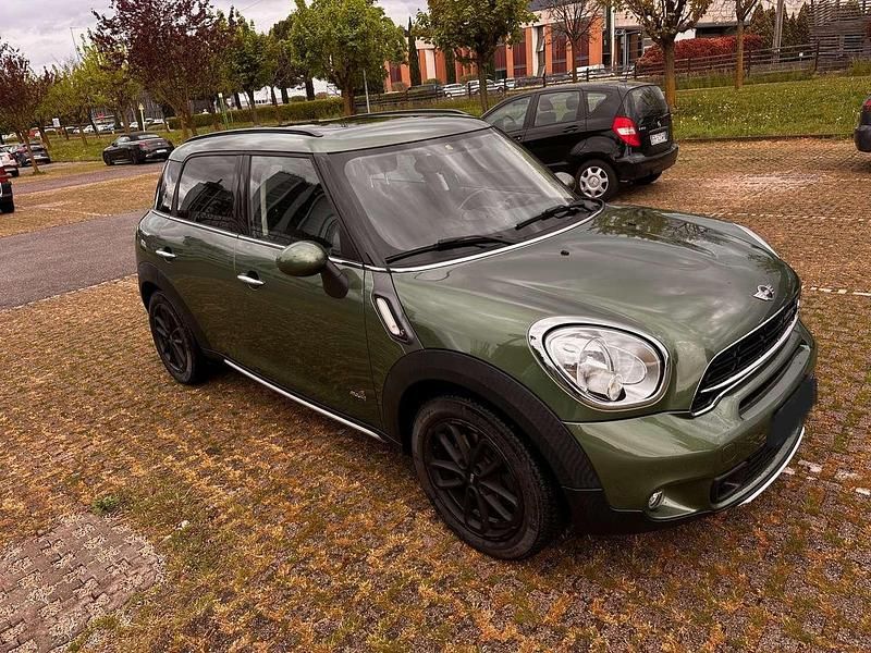 Usata Mini Cooper SD Countryman 143 CV (105 kW) 2015 Verde SUV