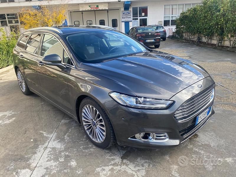 Usata Ford Mondeo Titanium 150 CV (110 kW) 2015 Grigio Station wagon