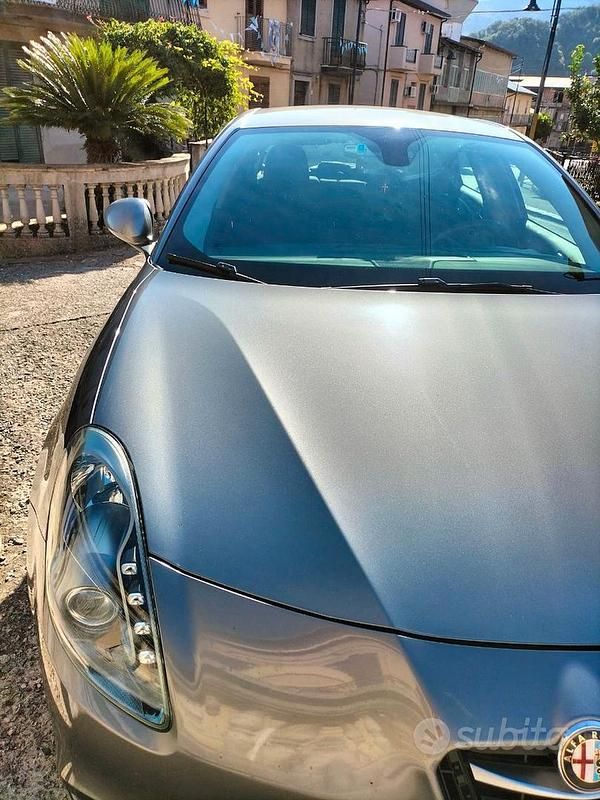 Usata Alfa Romeo Giulietta 109 CV (80 kW) 2014 Utilitaria