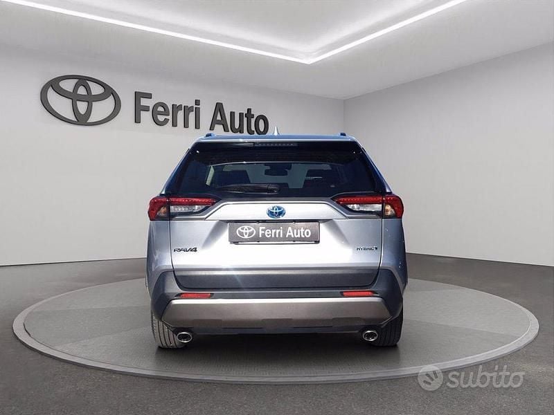 Usata Toyota RAV4 Business Edition 218 CV (160 kW) 2022 Grigio SUV
