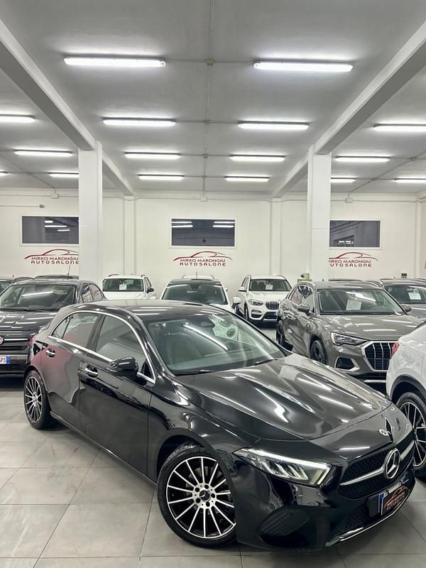 Usata Mercedes A200 149 CV (109 kW) 2023 Nero Berlina