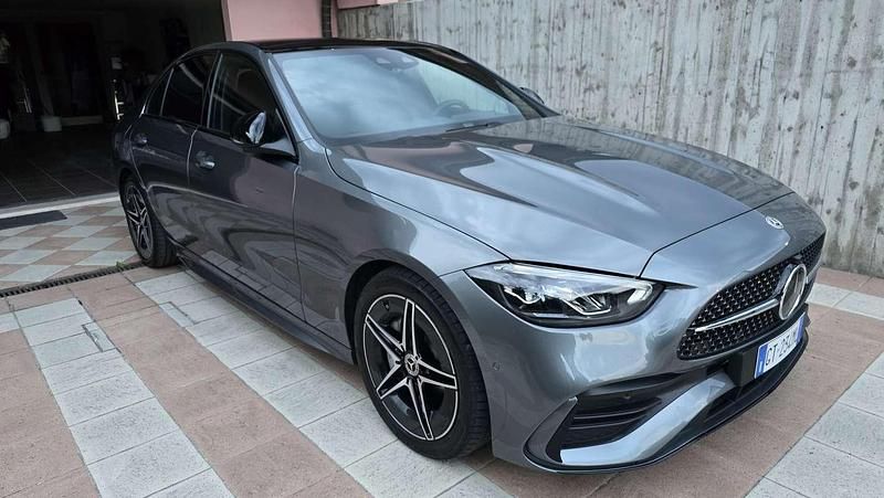 Grigio Usata 2024 Mercedes C220 Advanced Berlina | 43.500 € (Buon prezzo) - Immagine 1/4