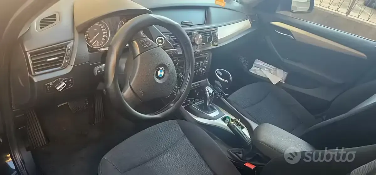 Usata BMW X1 143 CV (105 kW) 2013 Nero SUV