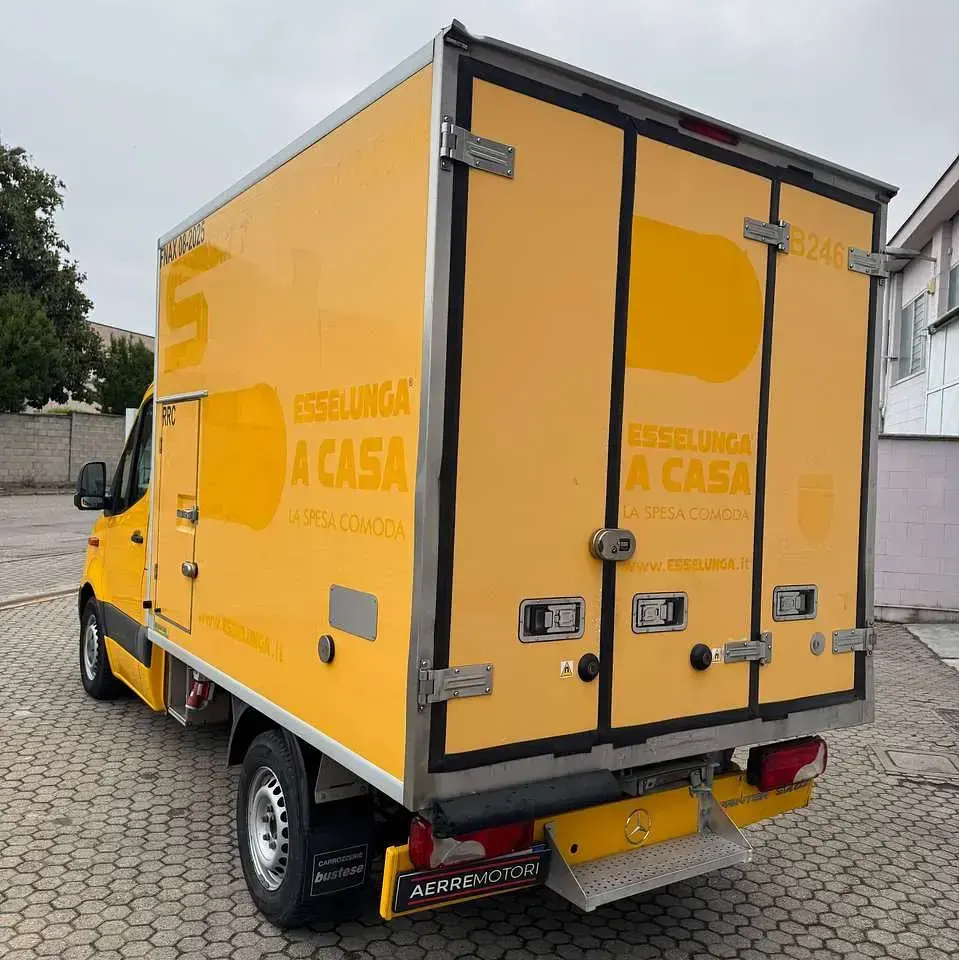 Usata Mercedes Sprinter 143 CV (105 kW) 2019 Giallo Furgone