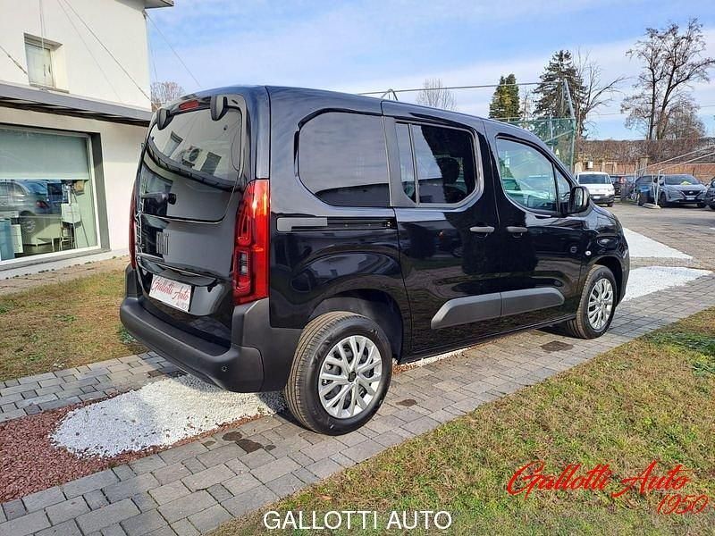 Usata Fiat Doblò 130 CV (95 kW) 2024 Nero Monovolume