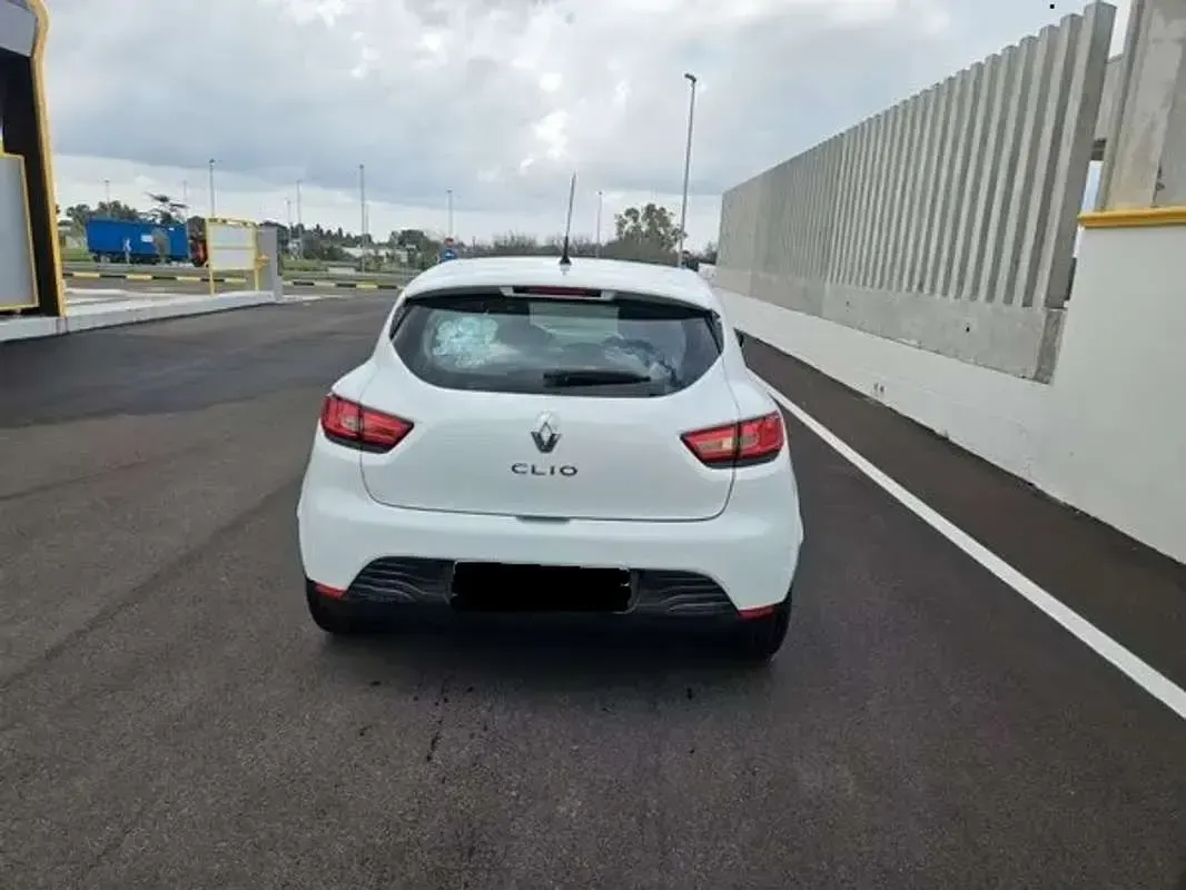 Usata Renault Clio Authentique 68 CV (50 kW) 2013 Bianco Station wagon