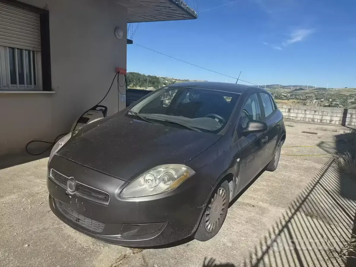Usata Fiat Bravo 105 CV (77 kW) 2008 Grigio Utilitaria