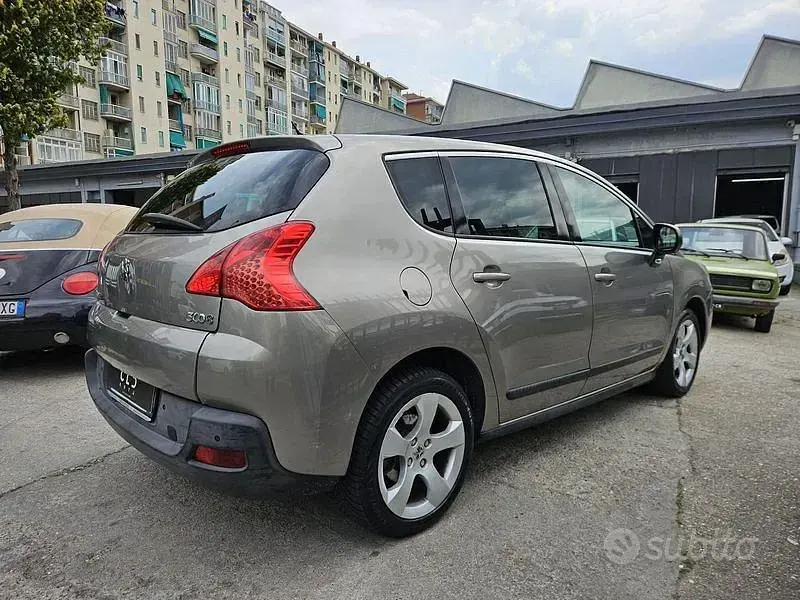 Usata Peugeot 3008 Active 163 CV (119 kW) 2010 Giallo Station wagon