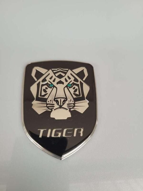 Nuova Tiger Six 177 CV (130 kW) 2026 Grigio SUV