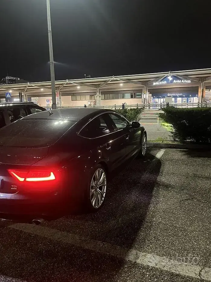 Usata Audi A7 245 CV (180 kW) 2012 Nero Utilitaria
