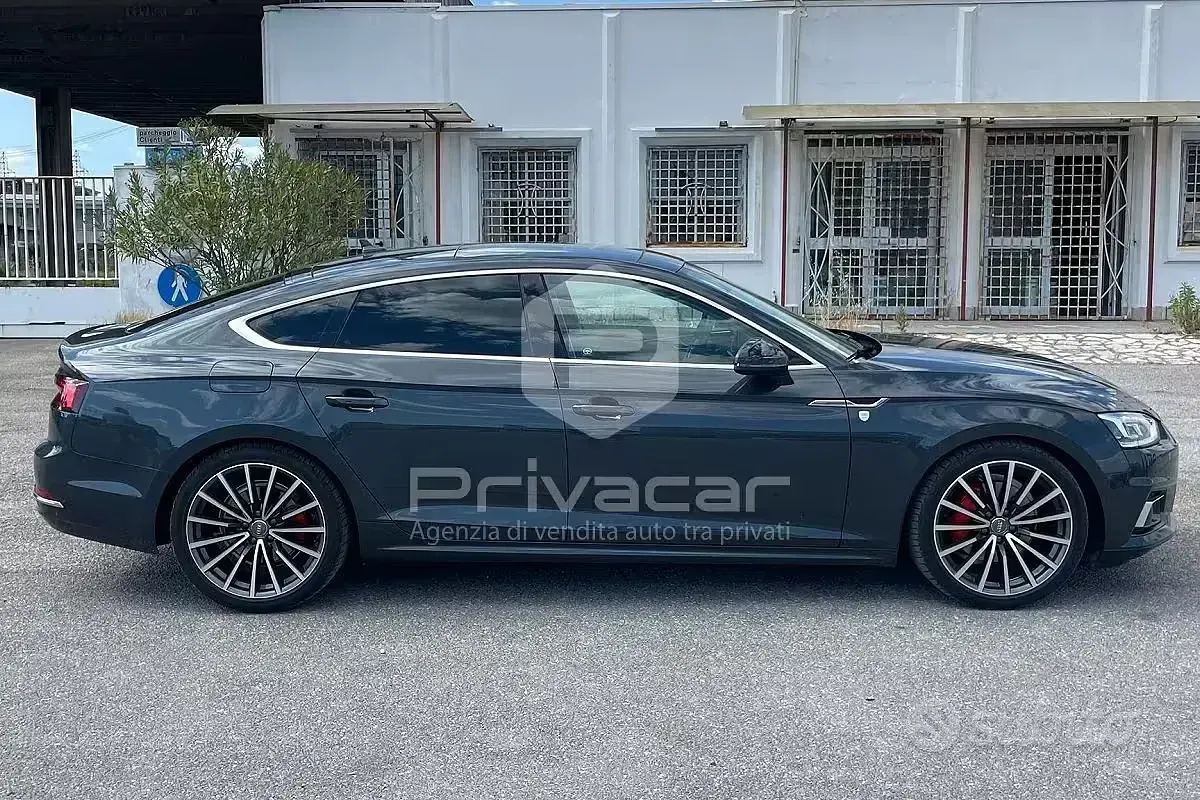Usata Audi A5 Business 190 CV (139 kW) 2019 Grigio Coupé