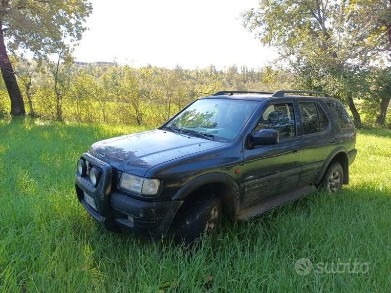 Blu Usata 2002 Opel Frontera SUV | 4000 € (Buon prezzo) - Immagine 1/4
