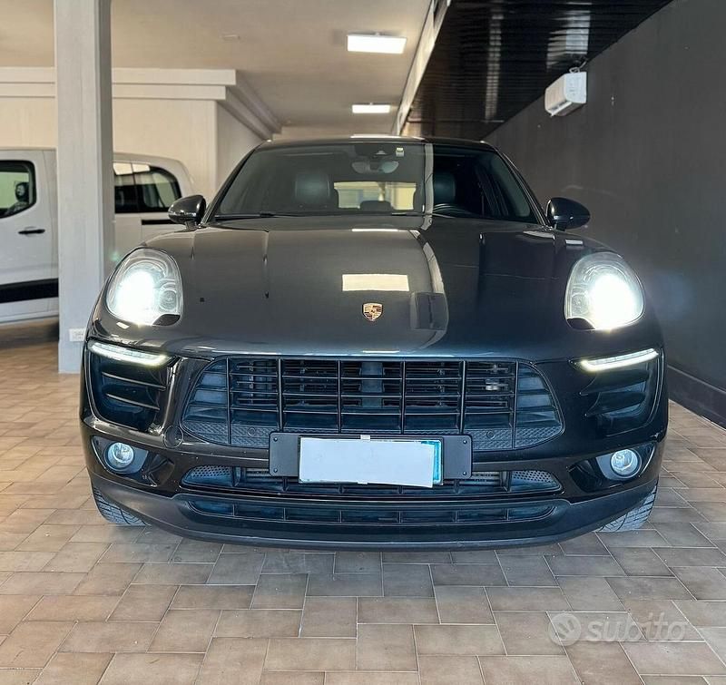 Usata Porsche Macan 250 CV (183 kW) 2017 Nero SUV