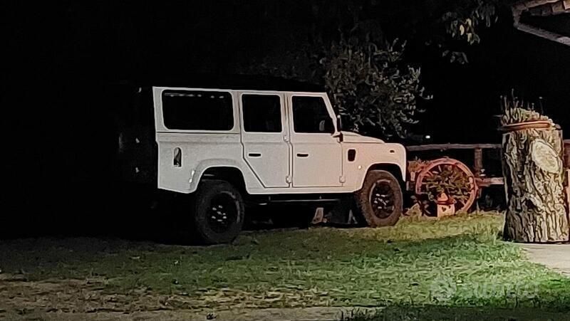 Usata Land Rover Defender 86 CV (63 kW) 2014 Bianco SUV