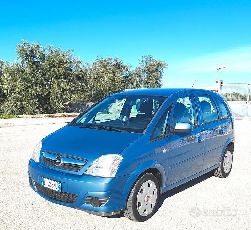 Blu Usata 2007 Opel Meriva Club Monovolume | 3999 € (Molto cara) - Immagine 1/4