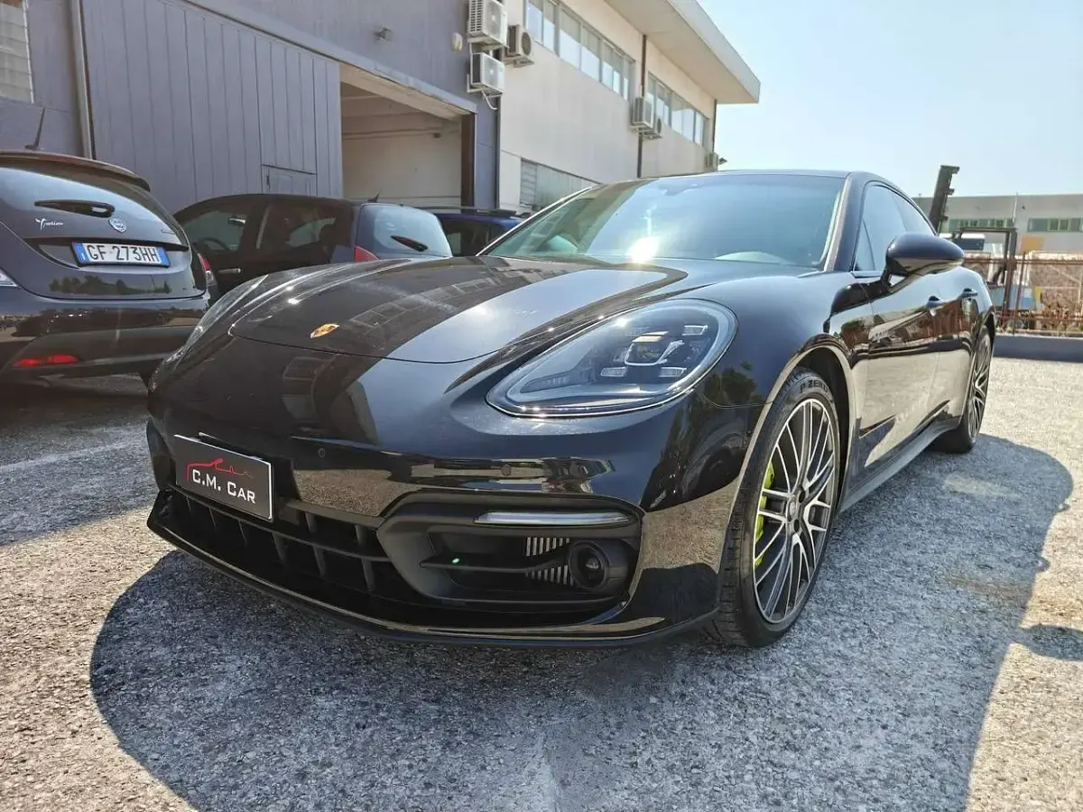 Usata Porsche Panamera 441 CV (324 kW) 2020 Nero Utilitaria
